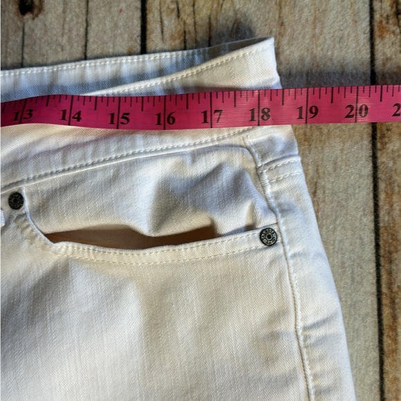 EUC TALBOTS White Boyfriend Jeans 14 - Picture 4 of 8